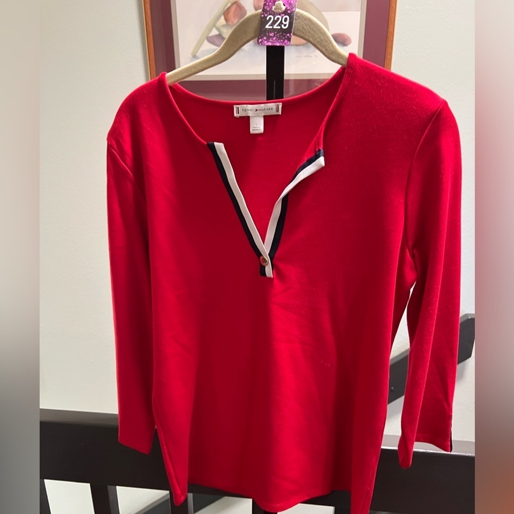 Tommy Hilfiger Red V-Neck Top with Trim 3/4 Sleeves #229